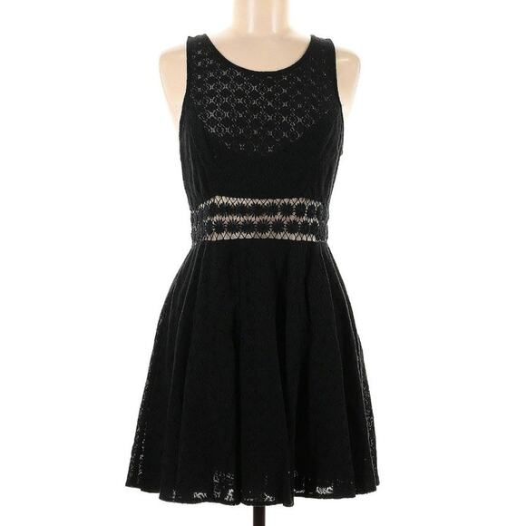 Free People Daisy Chain Floral Size 0 Mini Dress - Picture 2 of 6